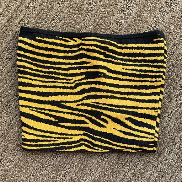 Babaton ESSAMBA Tube Top - Picture 2 of 3